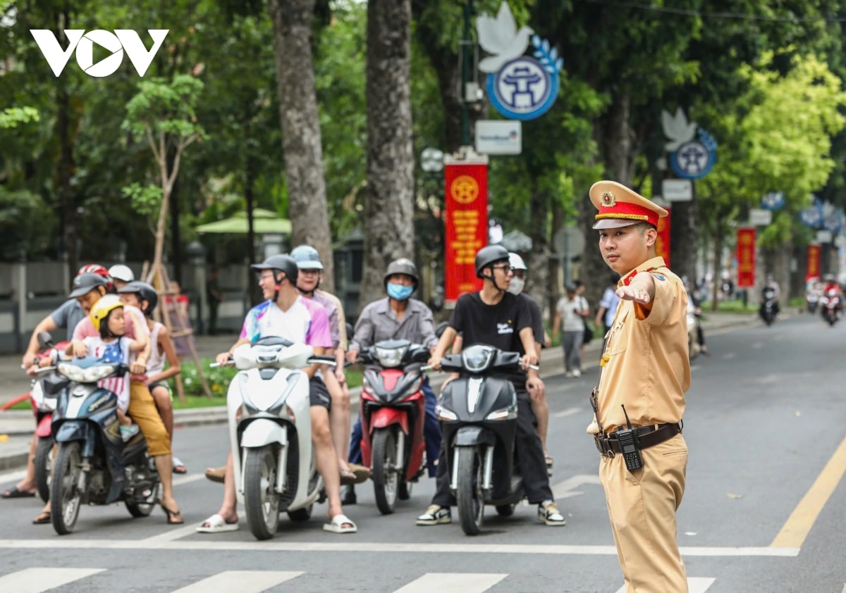 công an hà nội điều chỉnh thời gian phân luồng giao thông phục vụ hợp luyện lần 2 hình ảnh 1 cong an ha noi dieu chinh thoi gian phan luong giao thong phuc vu hop luyen lan 2 hinh anh 1