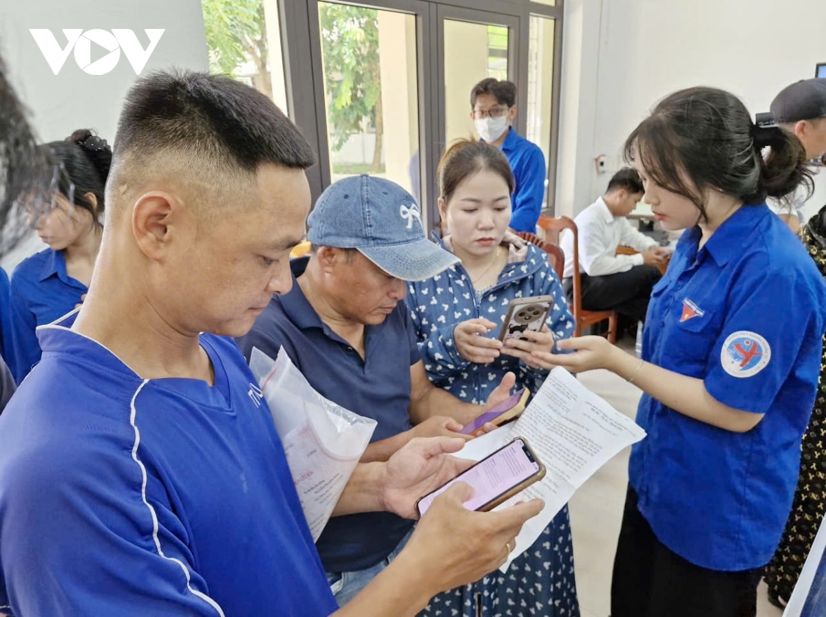 Đưa sinh viên công nghệ thông tin về hỗ trợ xã, phường hình ảnh 8 Dua sinh vien cong nghe thong tin ve ho tro xa, phuong hinh anh 8