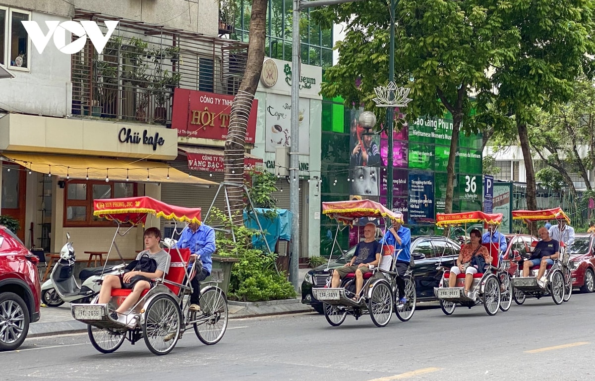 chính sách miễn thị thực tư duy mở để thu hút nhà đầu tư, khách du lịch cao cấp hình ảnh 2 chinh sach mien thi thuc tu duy mo de thu hut nha dau tu, khach du lich cao cap hinh anh 2