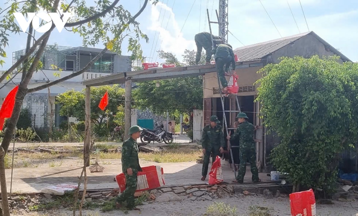Đặc khu cồn cỏ, quảng trị đưa dân xuống hầm trú bão hình ảnh 4 Dac khu con co, quang tri dua dan xuong ham tru bao hinh anh 4