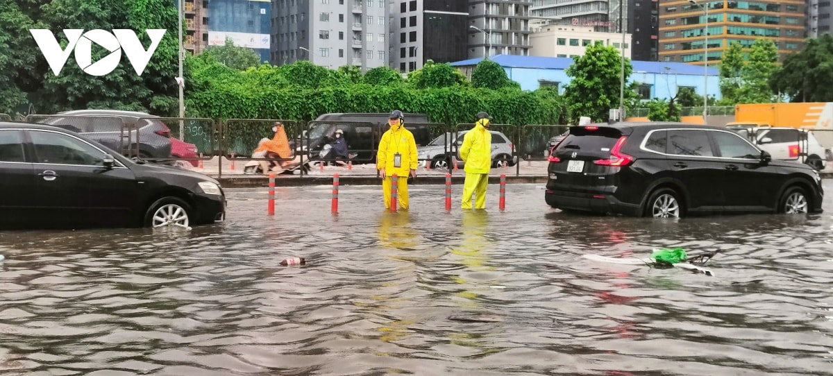 sau bão số 5 xuất hiện một vùng áp thấp gần biển Đông hình ảnh 63 sau bao so 5 xuat hien mot vung ap thap gan bien Dong hinh anh 63