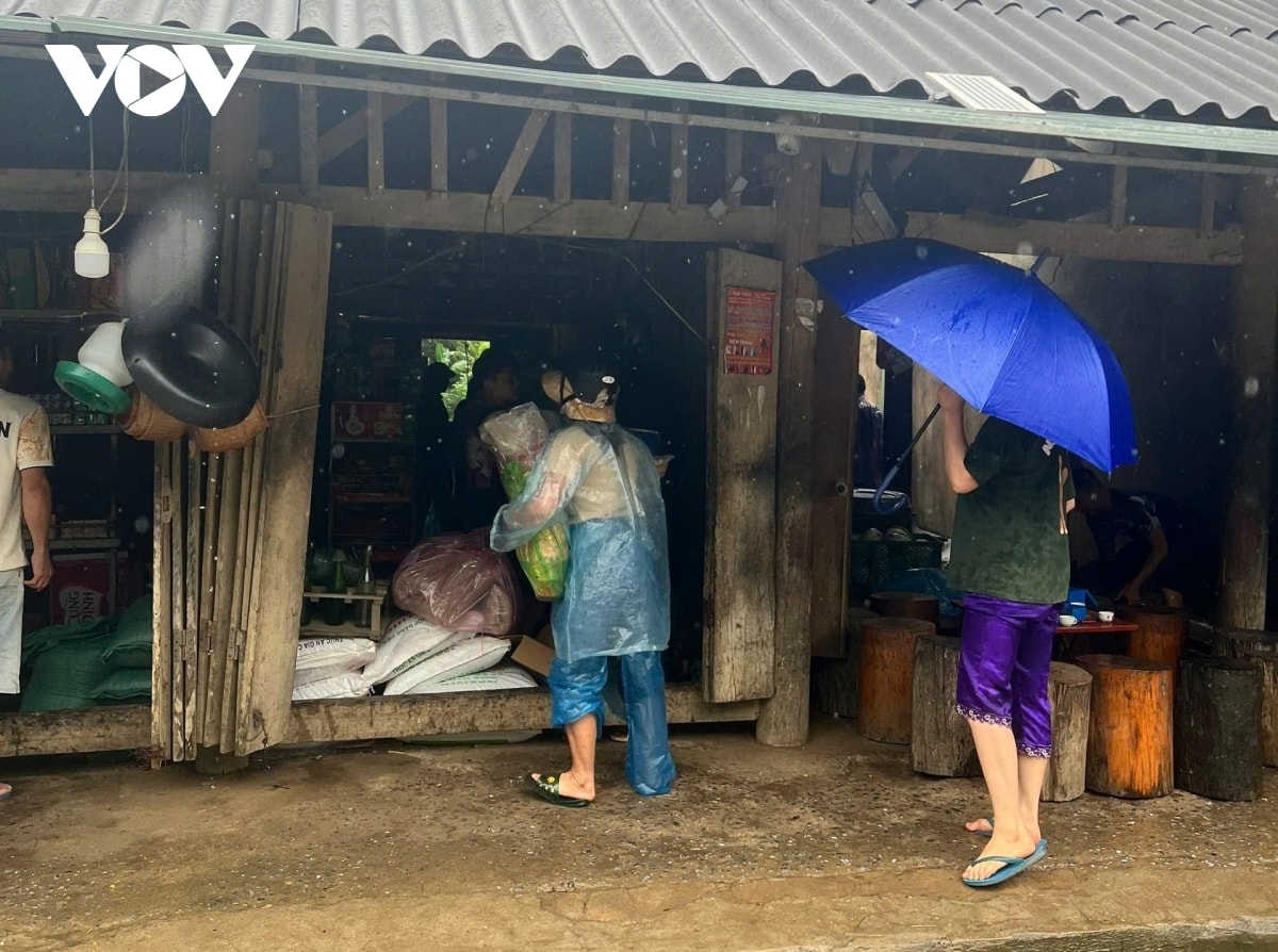 sau bão số 5 xuất hiện một vùng áp thấp gần biển Đông hình ảnh 34 sau bao so 5 xuat hien mot vung ap thap gan bien Dong hinh anh 34