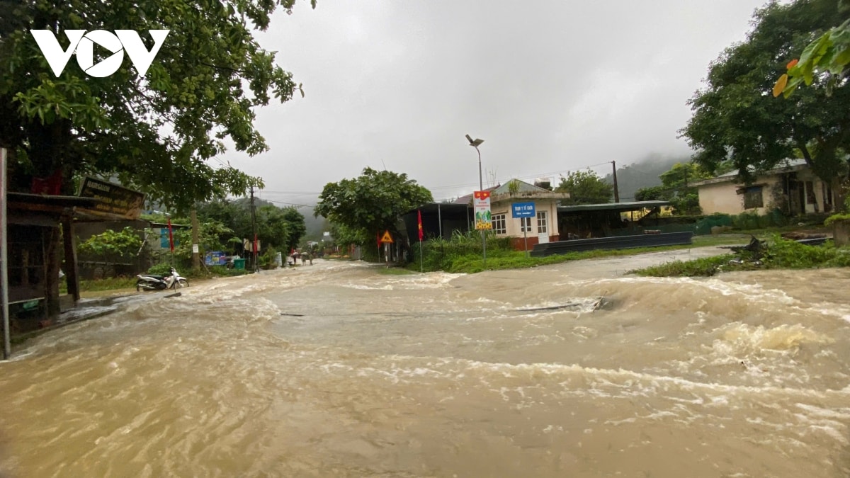 mua lon gay ngap ung nhieu noi o son la hinh anh 4