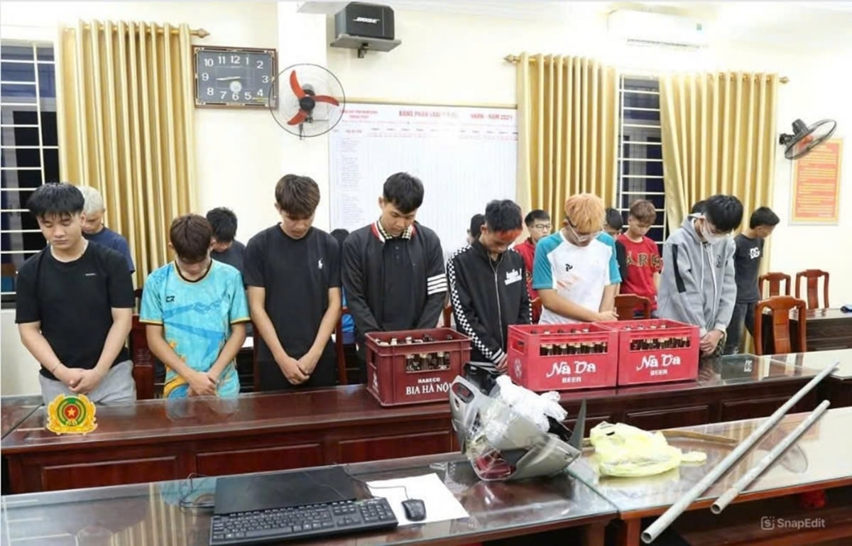 triệu tập 27 thanh, thiếu niên gây rối, dùng hung khí đánh nhau ở ninh bình hình ảnh 1 trieu tap 27 thanh, thieu nien gay roi, dung hung khi danh nhau o ninh binh hinh anh 1