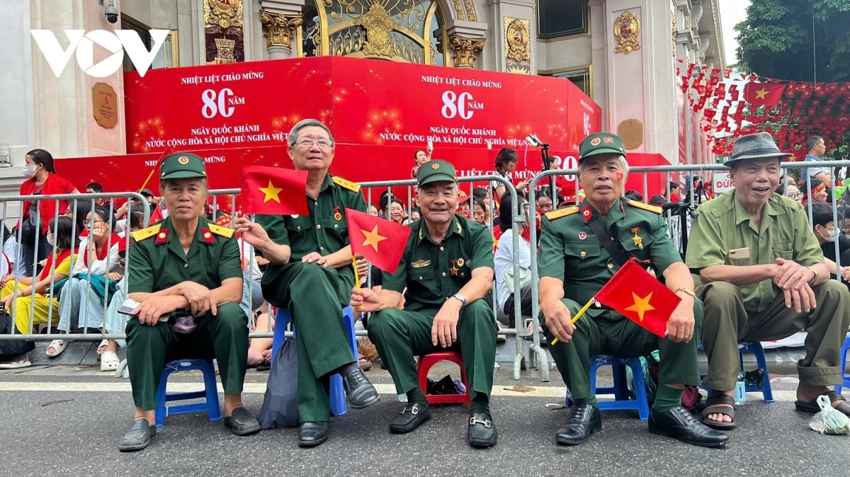 cuu chien binh moi mien to quoc co mat tai thu do ha noi xem tong duyet dieu binh a80 hinh anh 7