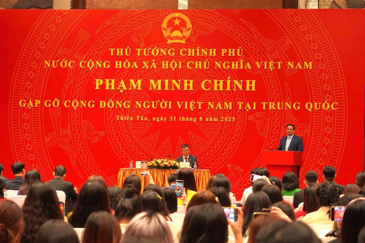 thủ tướng phạm minh chính hãy luôn tự hào mình là người việt nam hình ảnh 3 thu tuong pham minh chinh hay luon tu hao minh la nguoi viet nam hinh anh 3