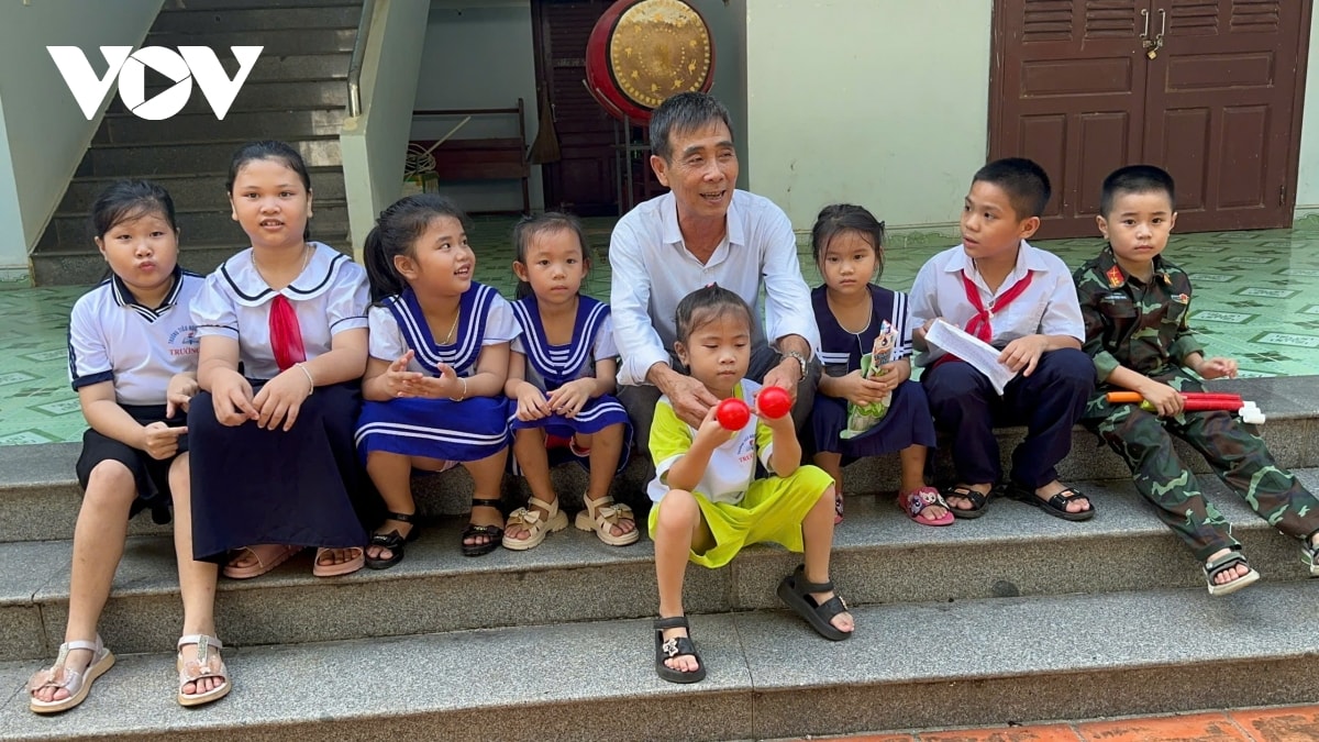 Điểm tựa trường sa - nơi sóng gọi, trái tim trả lời hình ảnh 2 Diem tua truong sa - noi song goi, trai tim tra loi hinh anh 2