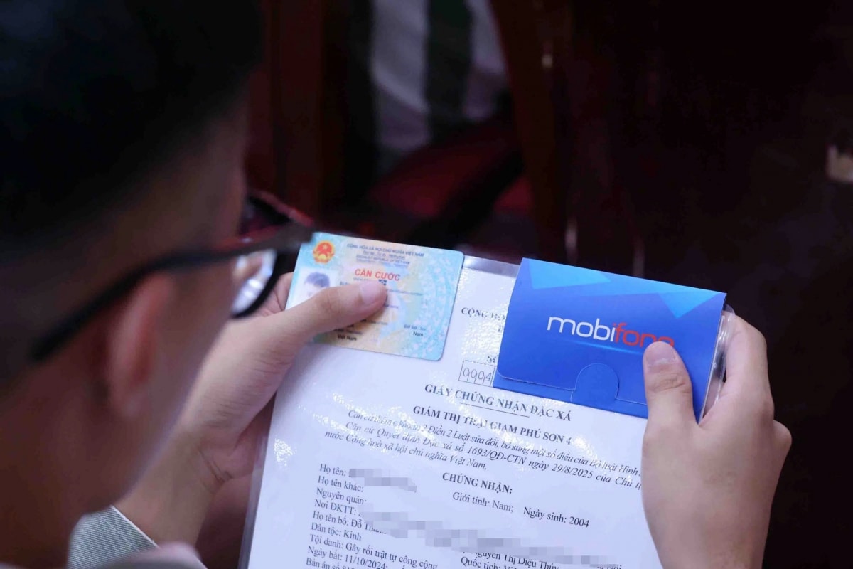 phó thủ tướng nguyễn hòa bình Đặc xá mới chỉ là sự khởi đầu trên con đường mới hình ảnh 2 pho thu tuong nguyen hoa binh Dac xa moi chi la su khoi dau tren con duong moi hinh anh 2