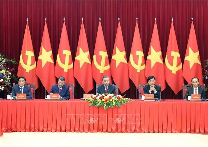 tổng bí thư tô lâm tiếp các trưởng đoàn chính Đảng dự lễ kỉ niệm 80 năm cách mạng tháng 8 hình ảnh 2 tong bi thu to lam tiep cac truong doan chinh Dang du le ki niem 80 nam cach mang thang 8 hinh anh 2