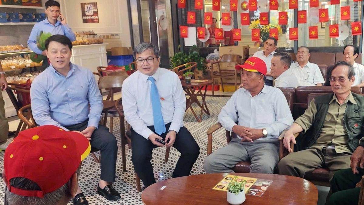 hà nội đón tiếp đại biểu các tỉnh, thành về dự lễ kỷ niệm 80 năm quốc khánh hình ảnh 3 ha noi don tiep dai bieu cac tinh, thanh ve du le ky niem 80 nam quoc khanh hinh anh 3