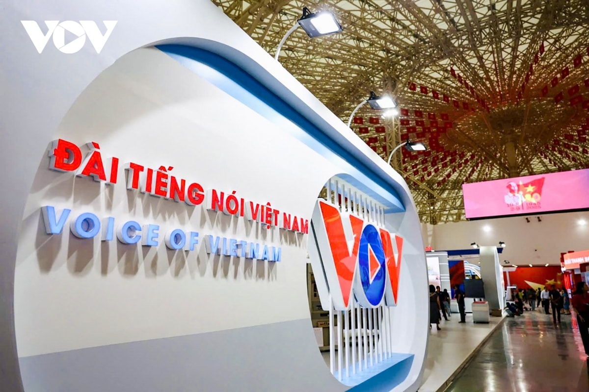 loa phóng thanh chứng nhân lịch sử thu hút công chúng tại triển lãm quốc gia hình ảnh 6 loa phong thanh chung nhan lich su thu hut cong chung tai trien lam quoc gia hinh anh 6