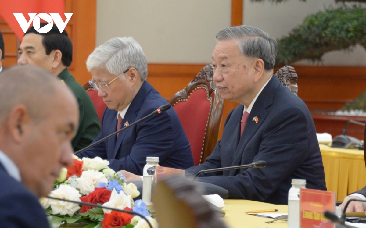 tổng bí thư Đoàn kết, ủng hộ cuba là lương tâm và trách nhiệm của những người cộng sản hình ảnh 2 tong bi thu Doan ket, ung ho cuba la luong tam va trach nhiem cua nhung nguoi cong san hinh anh 2