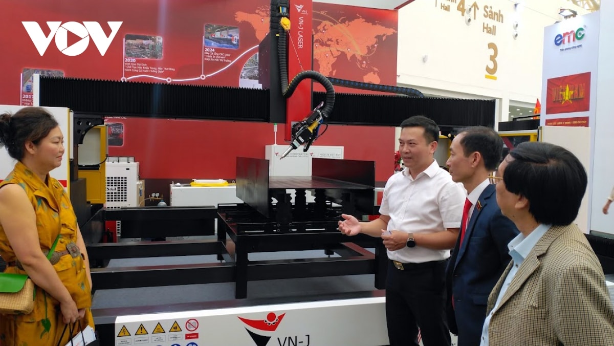 triển lãm 80 năm thành tựu đất nước khẳng định tiềm lực, vị thế việt nam hình ảnh 2 trien lam 80 nam thanh tuu dat nuoc khang dinh tiem luc, vi the viet nam hinh anh 2