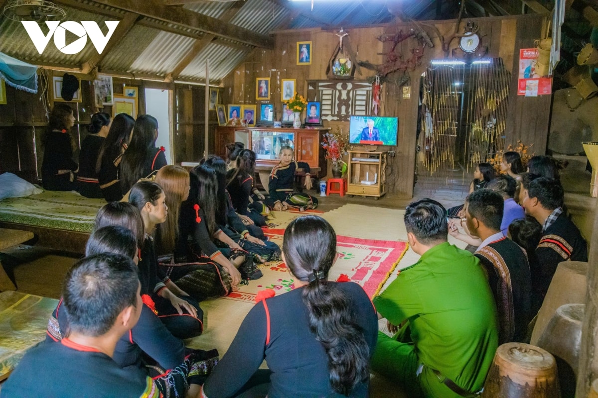 buon lang Dak lak ron rang tet Doc lap, chung niem tu hao cung ca nuoc hinh anh 2