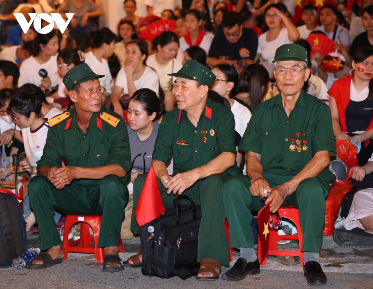 toàn cảnh lễ kỷ niệm, diễu binh, diễu hành 80 năm cách mạng tháng tám và quốc khánh 2 9 hình ảnh 95 toan canh le ky niem, dieu binh, dieu hanh 80 nam cach mang thang tam va quoc khanh 2 9 hinh anh 95