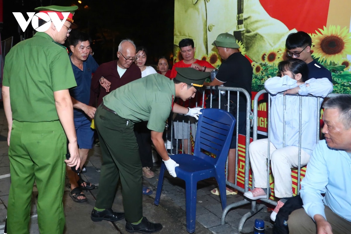 toàn cảnh lễ kỷ niệm, diễu binh, diễu hành 80 năm cách mạng tháng tám và quốc khánh 2 9 hình ảnh 118 toan canh le ky niem, dieu binh, dieu hanh 80 nam cach mang thang tam va quoc khanh 2 9 hinh anh 118
