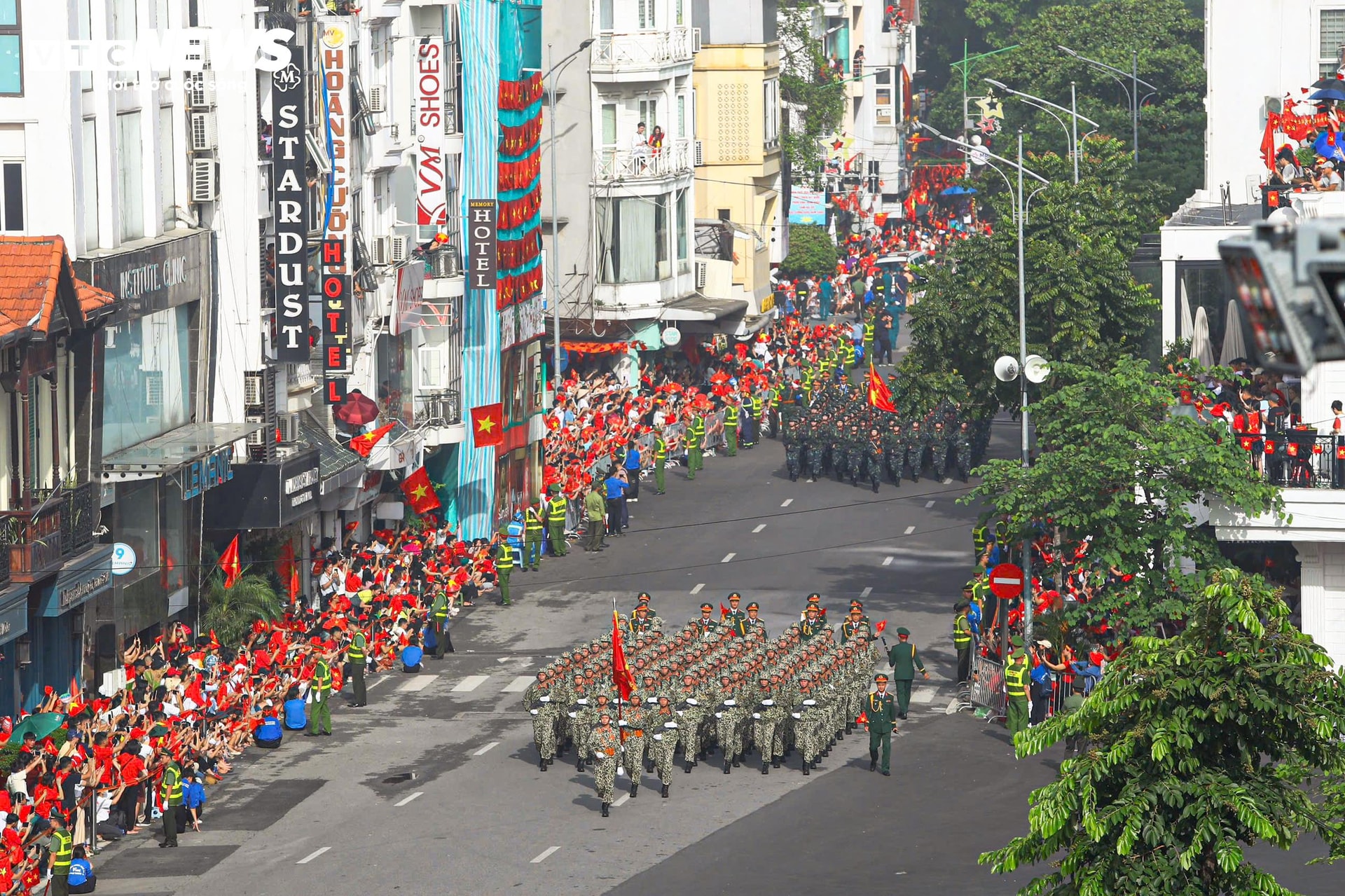 Các lực lượng tham gia nhiệm vụ A80 thể hiện sự trang nghiêm, hùng mạnh của Quân đội, để lại nhiều ấn tượng tốt đẹp đối với đồng bào cả nước.