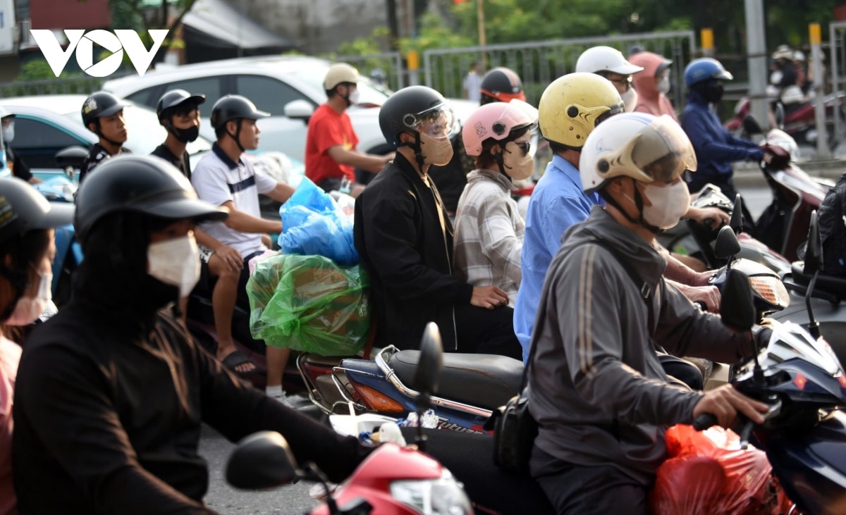nhieu duong pho ha noi un tac trong buoi sang sau nghi le 2 9 hinh anh 4