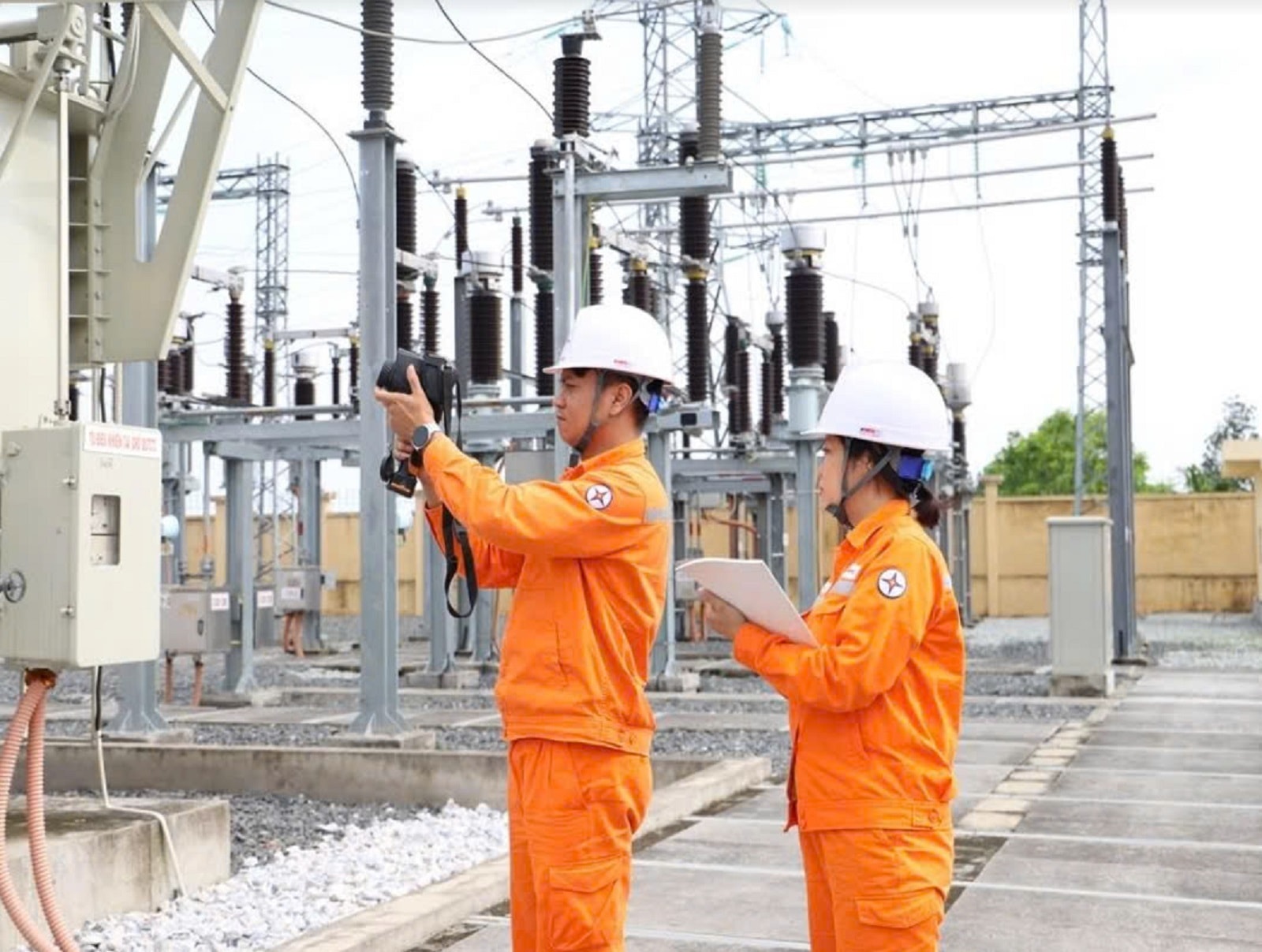 EVN cho biết rất ít sai sót trong việc ghi hóa đơn điện. (Ảnh minh họa: EVN).