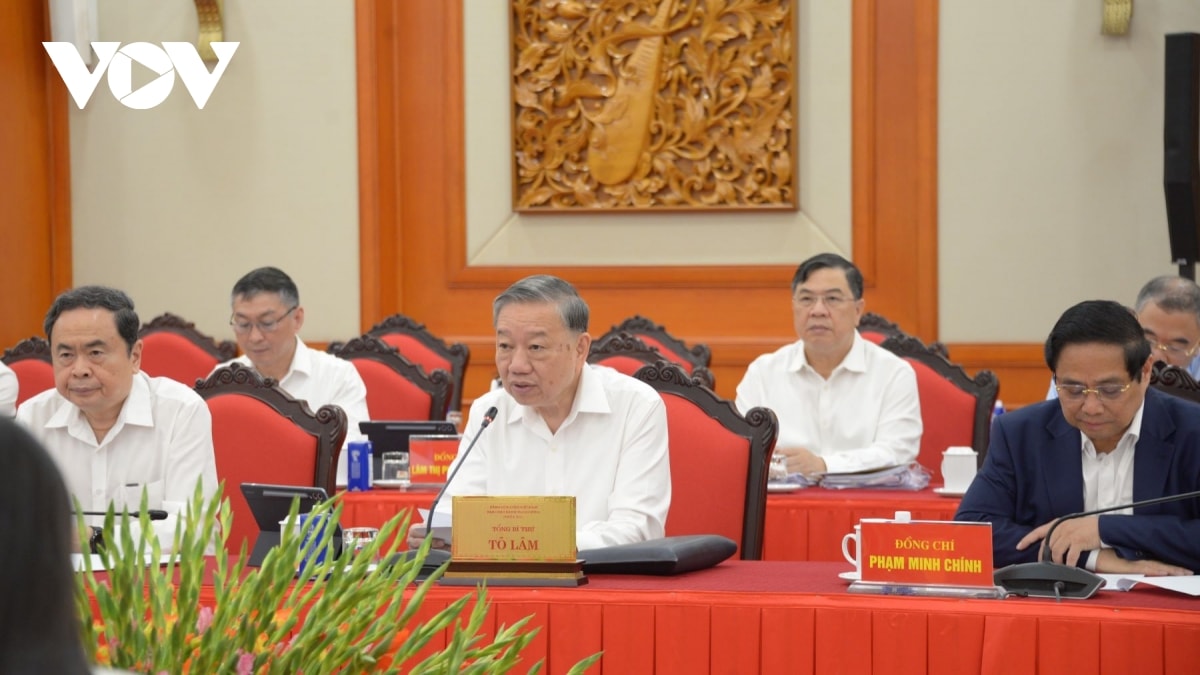 bộ chính trị làm việc với ban thường vụ Đảng uỷ mttq về công tác chuẩn bị Đại hội Đảng hình ảnh 1 bo chinh tri lam viec voi ban thuong vu Dang uy mttq ve cong tac chuan bi Dai hoi Dang hinh anh 1