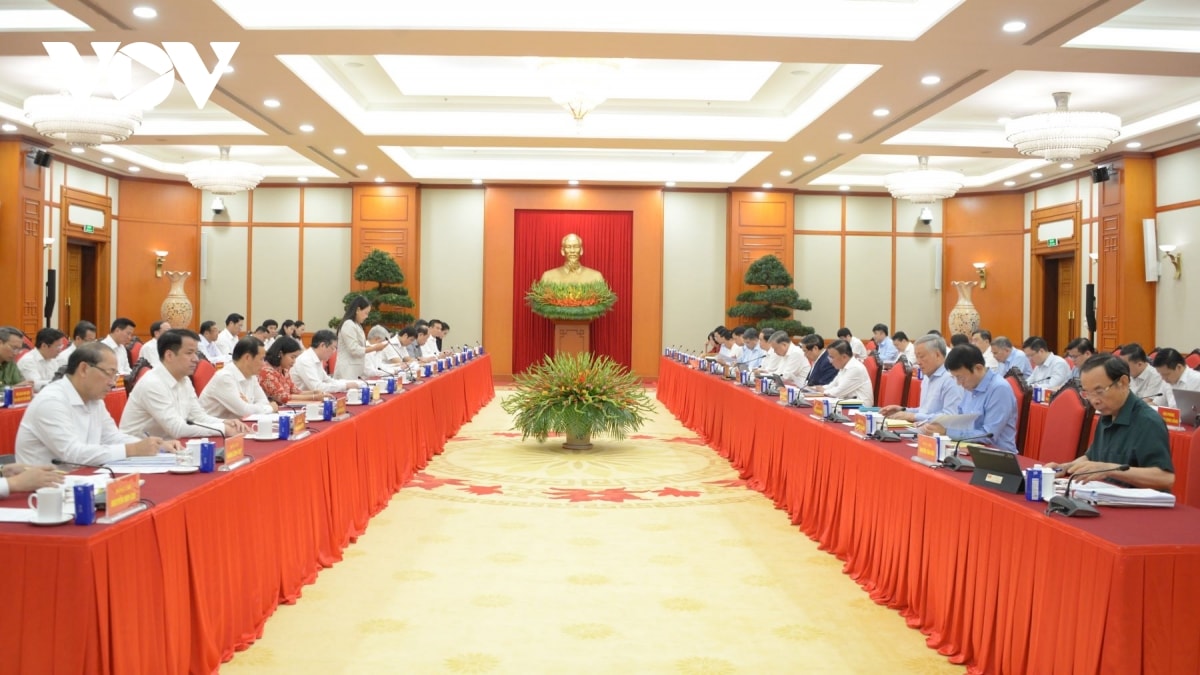 bo chinh tri lam viec voi ban thuong vu Dang uy mttq ve cong tac chuan bi Dai hoi Dang hinh anh 2