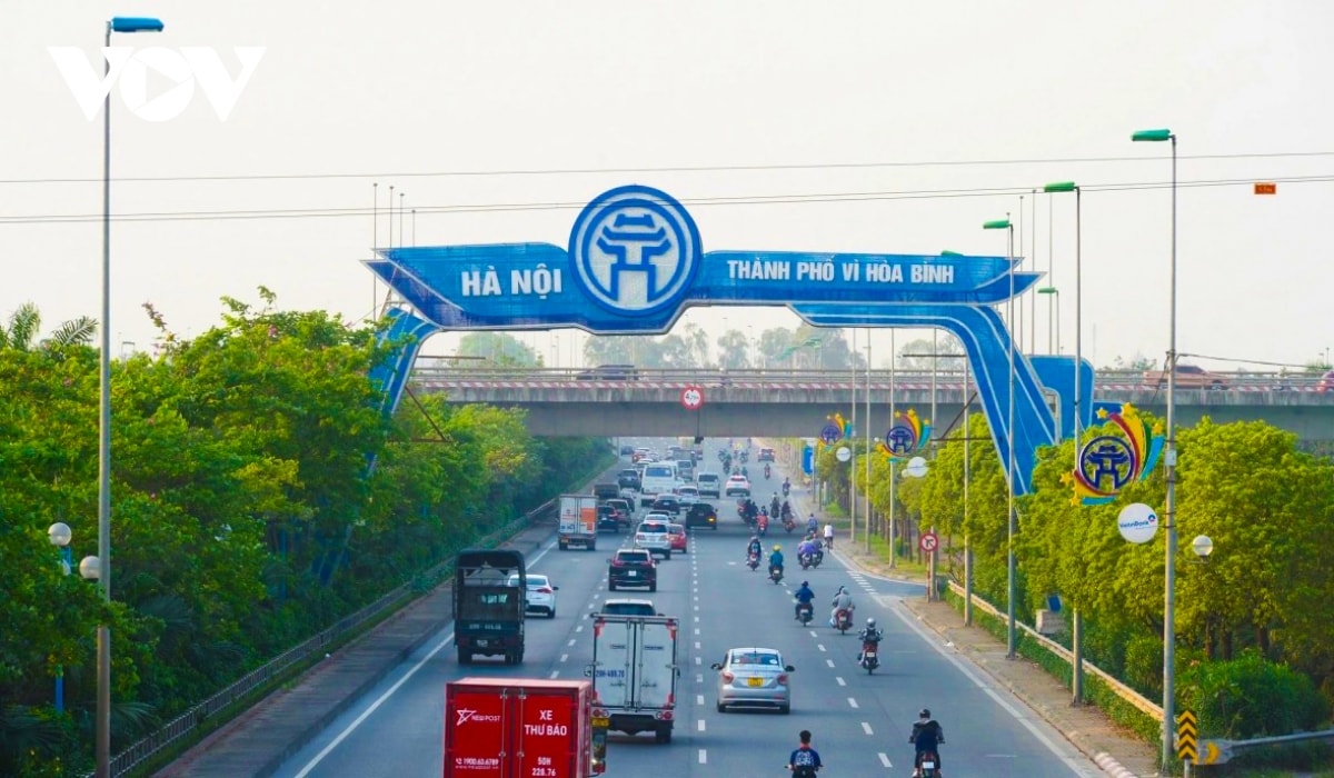 Đề xuất hà nội cấm xe tải chạy làn 1 Đại lộ thăng long và tuyến đường võ nguyên giáp hình ảnh 1 De xuat ha noi cam xe tai chay lan 1 Dai lo thang long va tuyen duong vo nguyen giap hinh anh 1