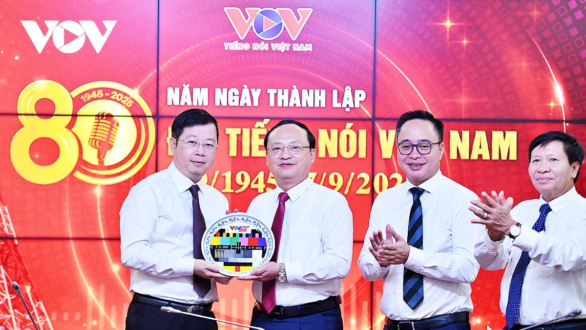 tổng giám đốc vtv nguyễn thanh lâm chúc mừng 80 năm thành lập Đài tiếng nói việt nam hình ảnh 3 tong giam doc vtv nguyen thanh lam chuc mung 80 nam thanh lap Dai tieng noi viet nam hinh anh 3