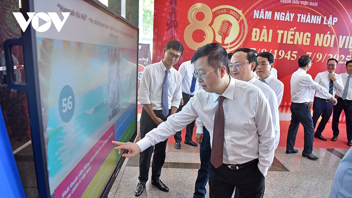 tổng giám đốc vtv nguyễn thanh lâm chúc mừng 80 năm thành lập Đài tiếng nói việt nam hình ảnh 8 tong giam doc vtv nguyen thanh lam chuc mung 80 nam thanh lap Dai tieng noi viet nam hinh anh 8