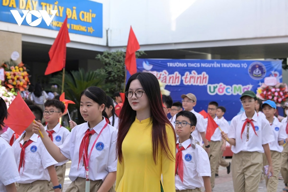 no nuc ngay khai truong, khoi dau nam hoc moi day ky vong hinh anh 12