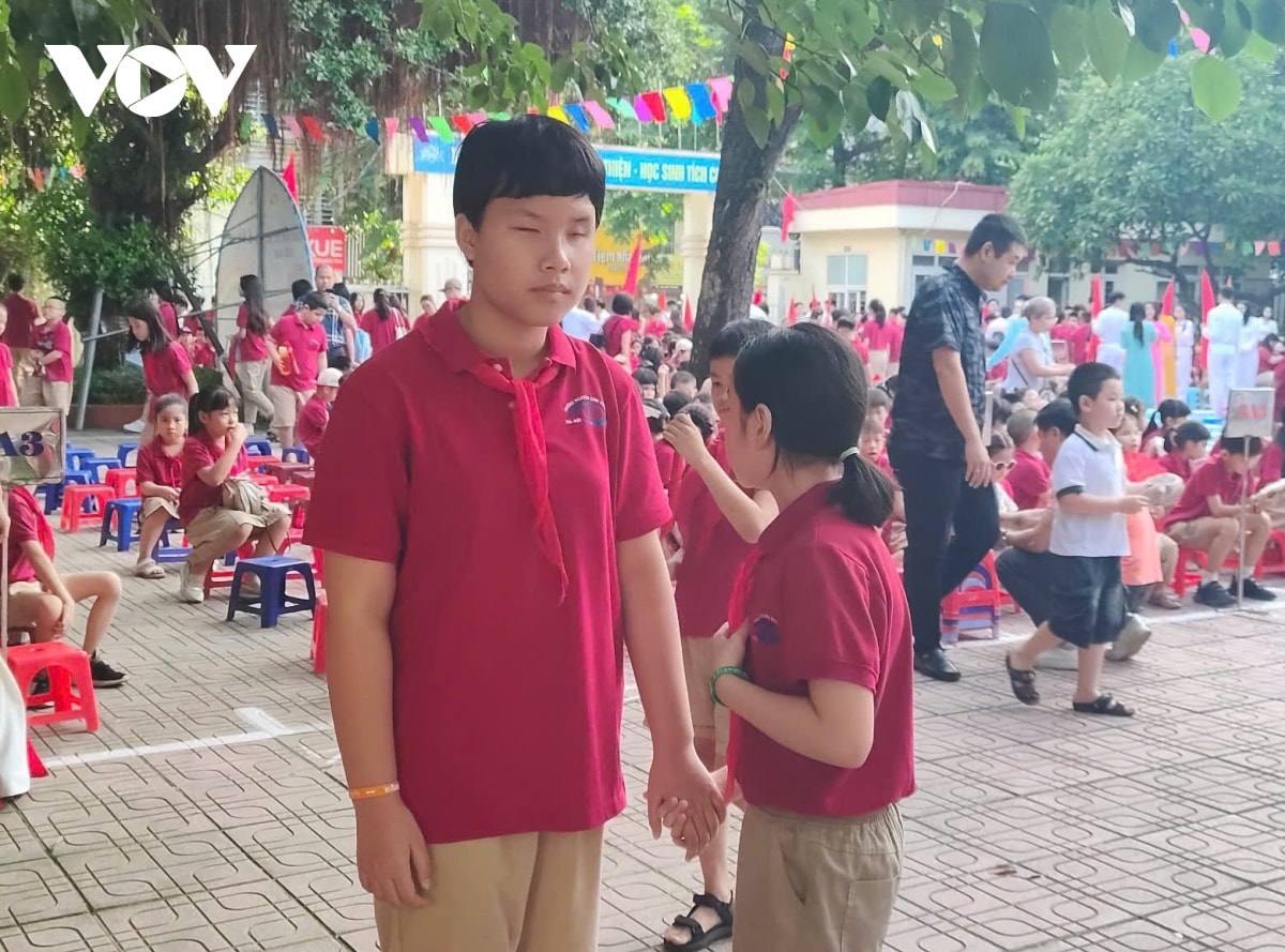 le khai giang o ngoi truong dac biet nhat ha noi - ptcs nguyen Dinh chieu hinh anh 8