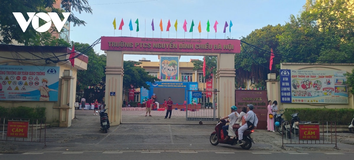 khai giảng năm học 2025-2026, lần đầu học sinh cả nước cùng chào cờ trực tuyến hình ảnh 32 khai giang nam hoc 2025-2026, lan dau hoc sinh ca nuoc cung chao co truc tuyen hinh anh 32