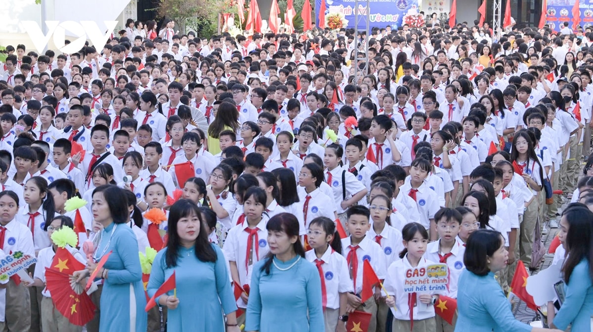 le khai giang dac biet cua 1,6 trieu thay co va 26 trieu hoc sinh, sinh vien hinh anh 76
