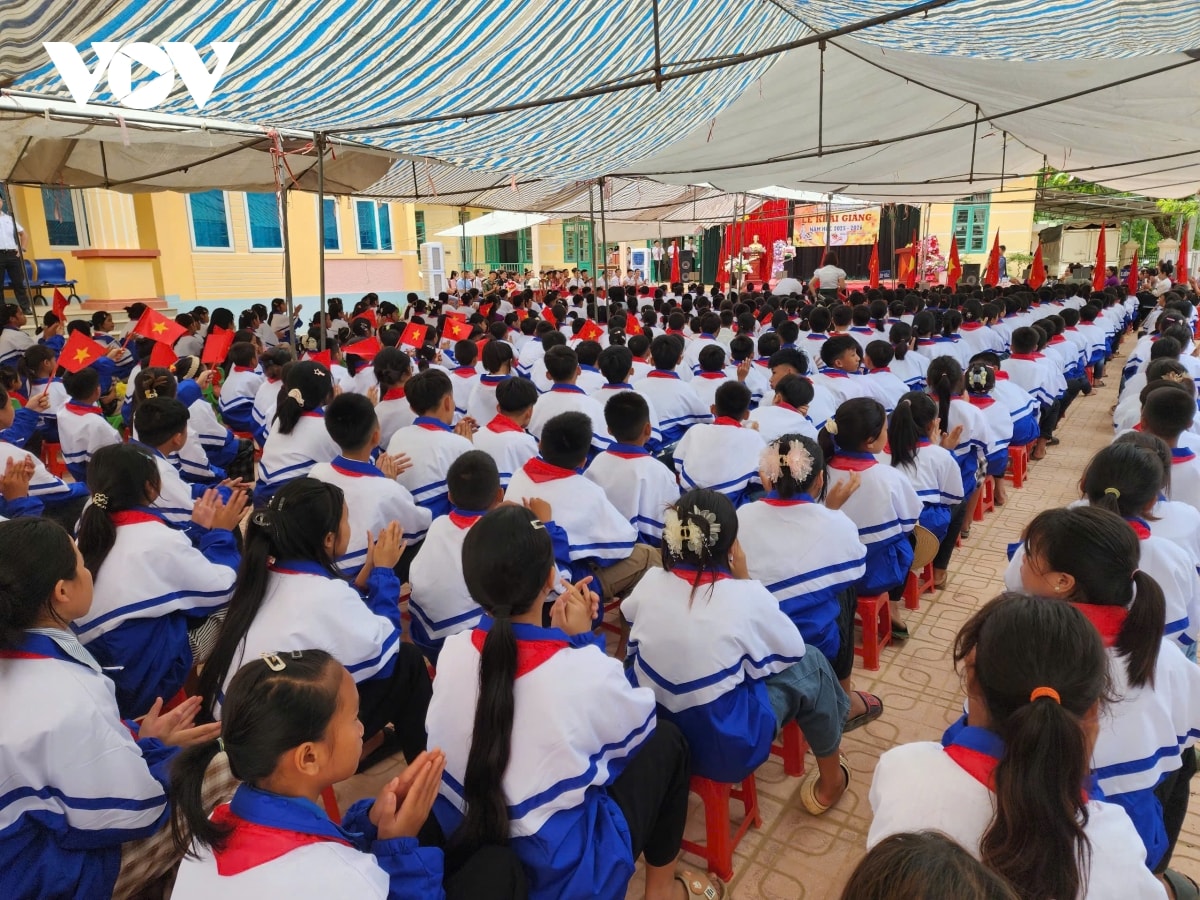 le khai giang dac biet cua 1,6 trieu thay co va 26 trieu hoc sinh, sinh vien hinh anh 73