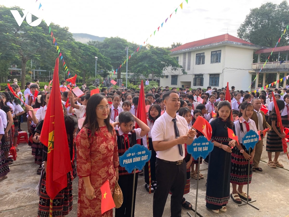 le khai giang dac biet cua 1,6 trieu thay co va 26 trieu hoc sinh, sinh vien hinh anh 67