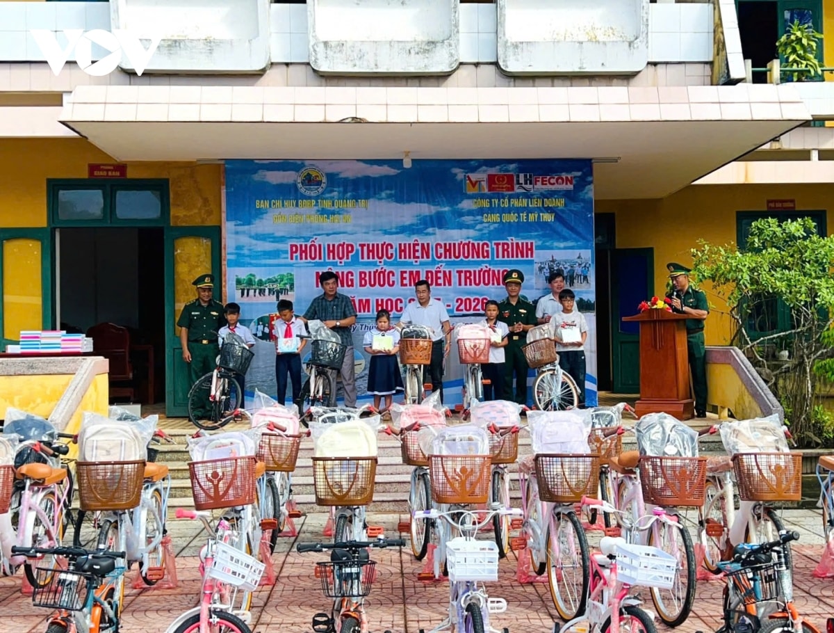 le khai giang dac biet cua 1,6 trieu thay co va 26 trieu hoc sinh, sinh vien hinh anh 64