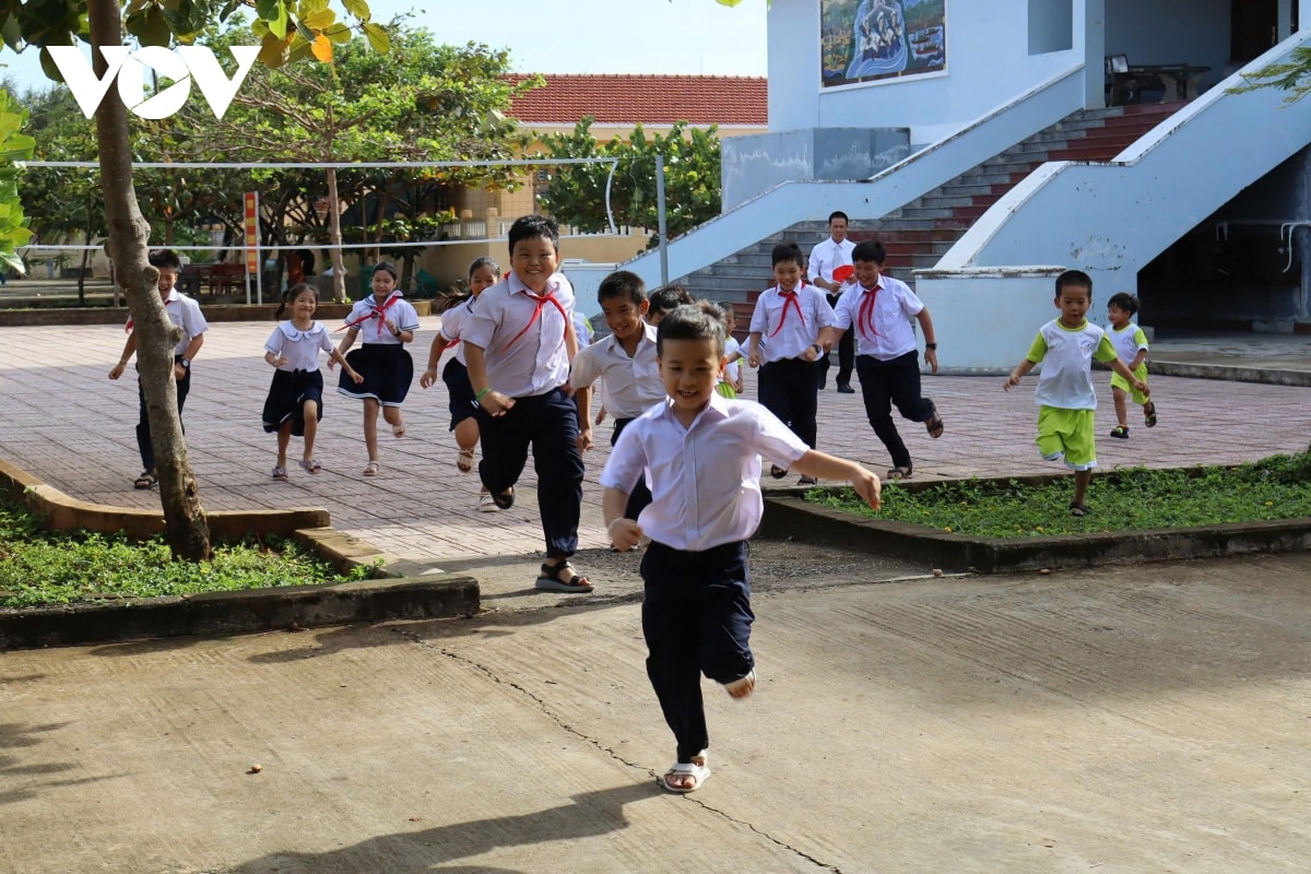 le khai giang dac biet cua 1,6 trieu thay co va 26 trieu hoc sinh, sinh vien hinh anh 61