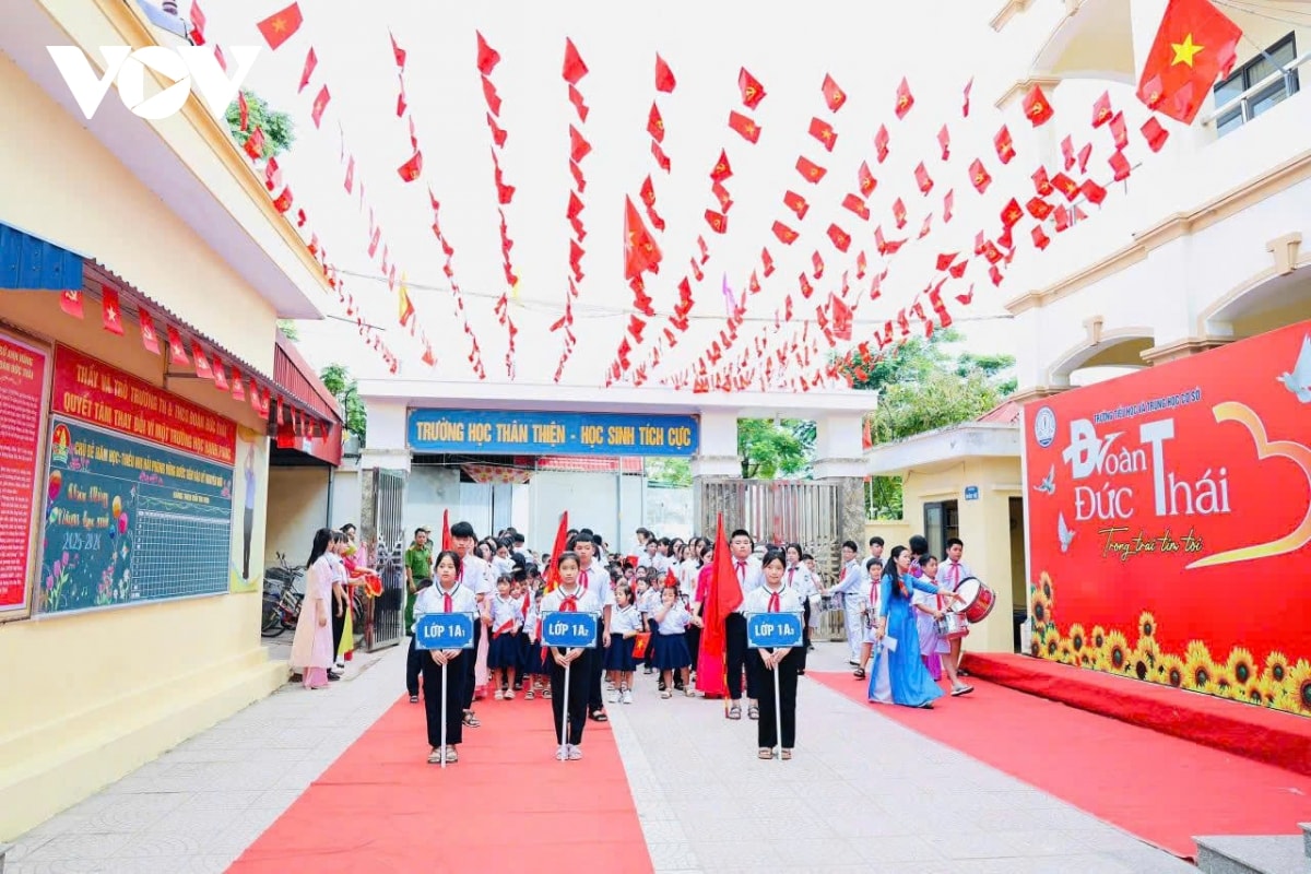 le khai giang dac biet cua 1,6 trieu thay co va 26 trieu hoc sinh, sinh vien hinh anh 12