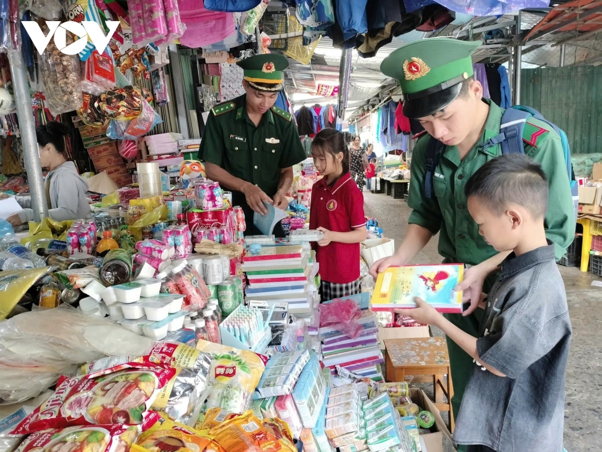 le khai giang dac biet cua 1,6 trieu thay co va 26 trieu hoc sinh, sinh vien hinh anh 9