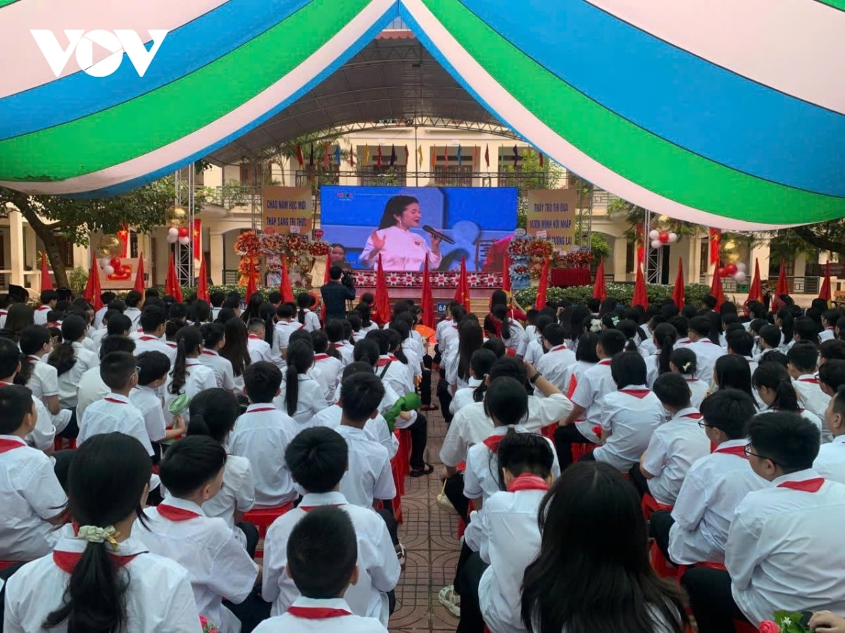 le khai giang dac biet cua 1,6 trieu thay co va 26 trieu hoc sinh, sinh vien hinh anh 10