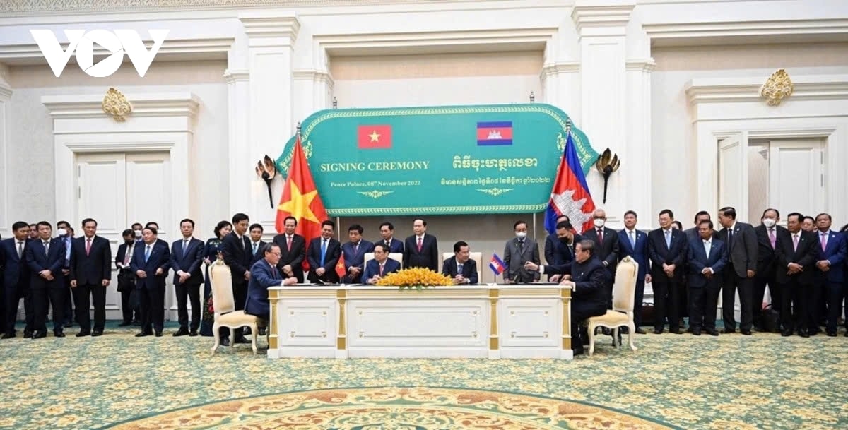  vov gop phan dua nhan dan campuchia viet nam gan nhau hon hinh anh 2