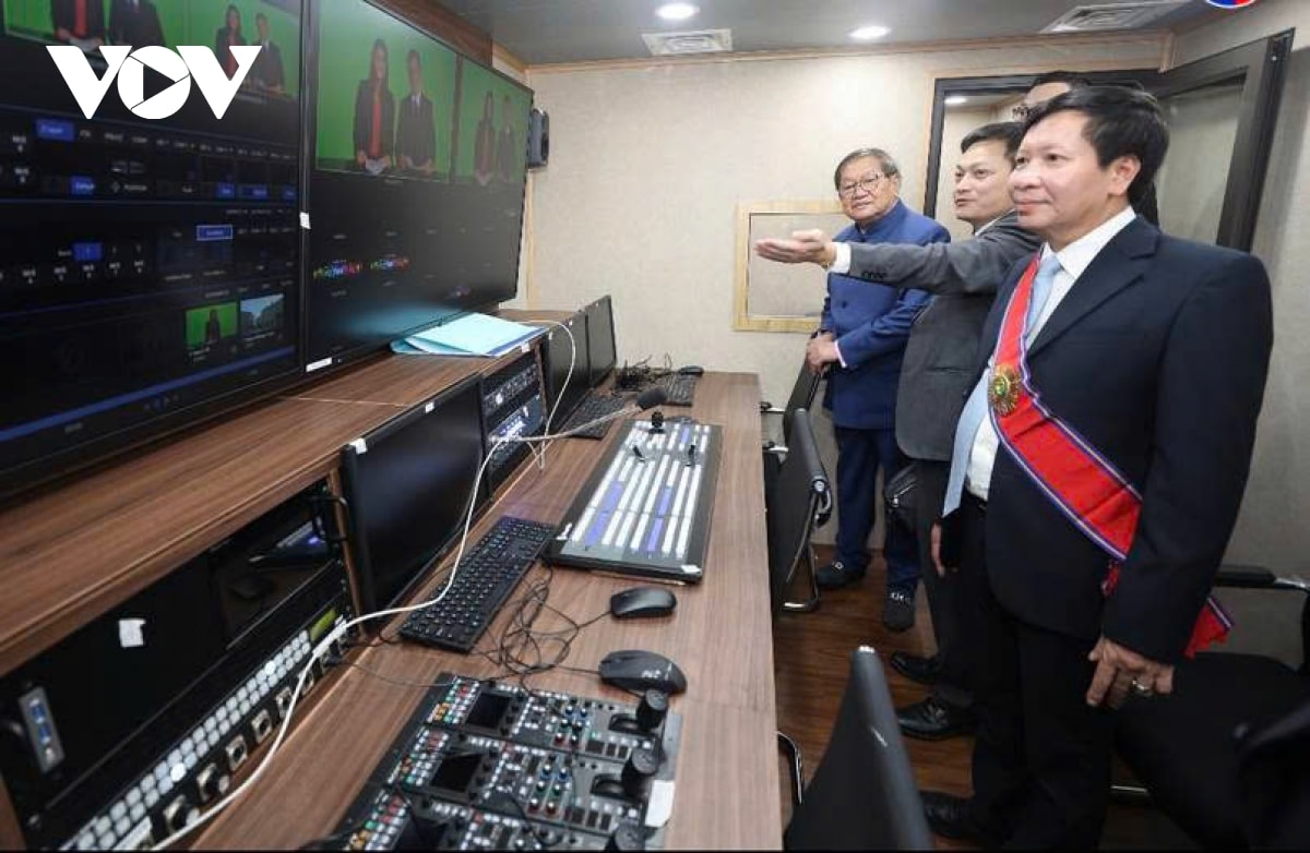  vov gop phan dua nhan dan campuchia viet nam gan nhau hon hinh anh 3