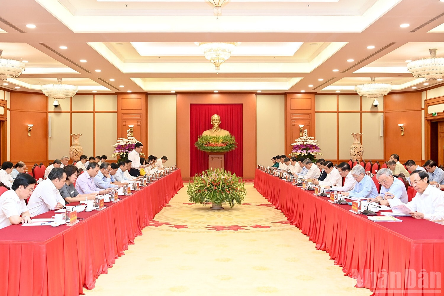 Toàn cảnh cuộc làm việc. (Ảnh: Báo Nhân Dân)