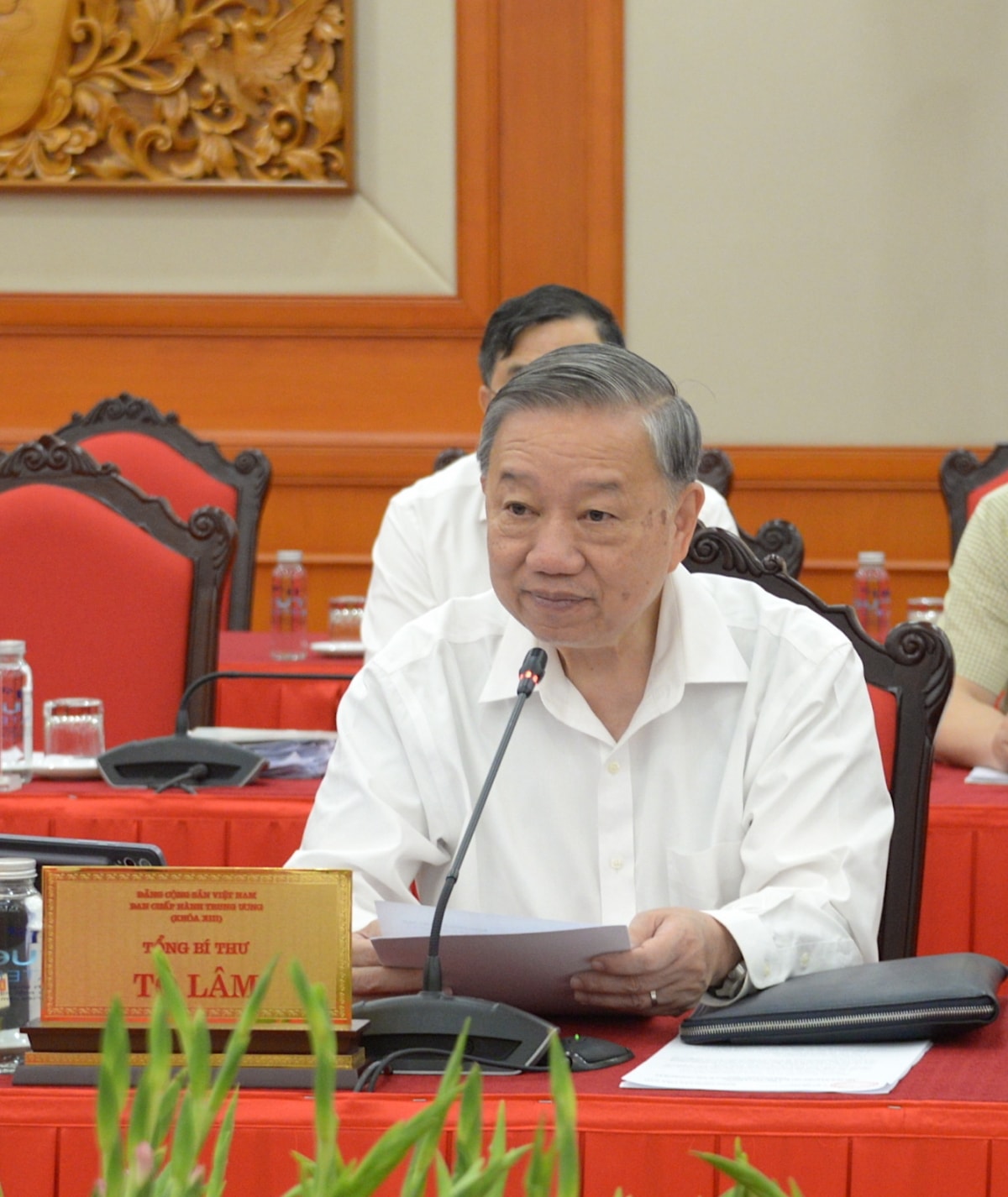 bo chinh tri lam viec voi ban thuong vu Dang uy cac co quan Dang trung uong hinh anh 2