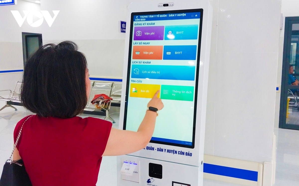 trung tâm y tế quân dân y côn Đảo áp dụng chuyển đổi số phục vụ người dân hình ảnh 2 trung tam y te quan dan y con Dao ap dung chuyen doi so phuc vu nguoi dan hinh anh 2