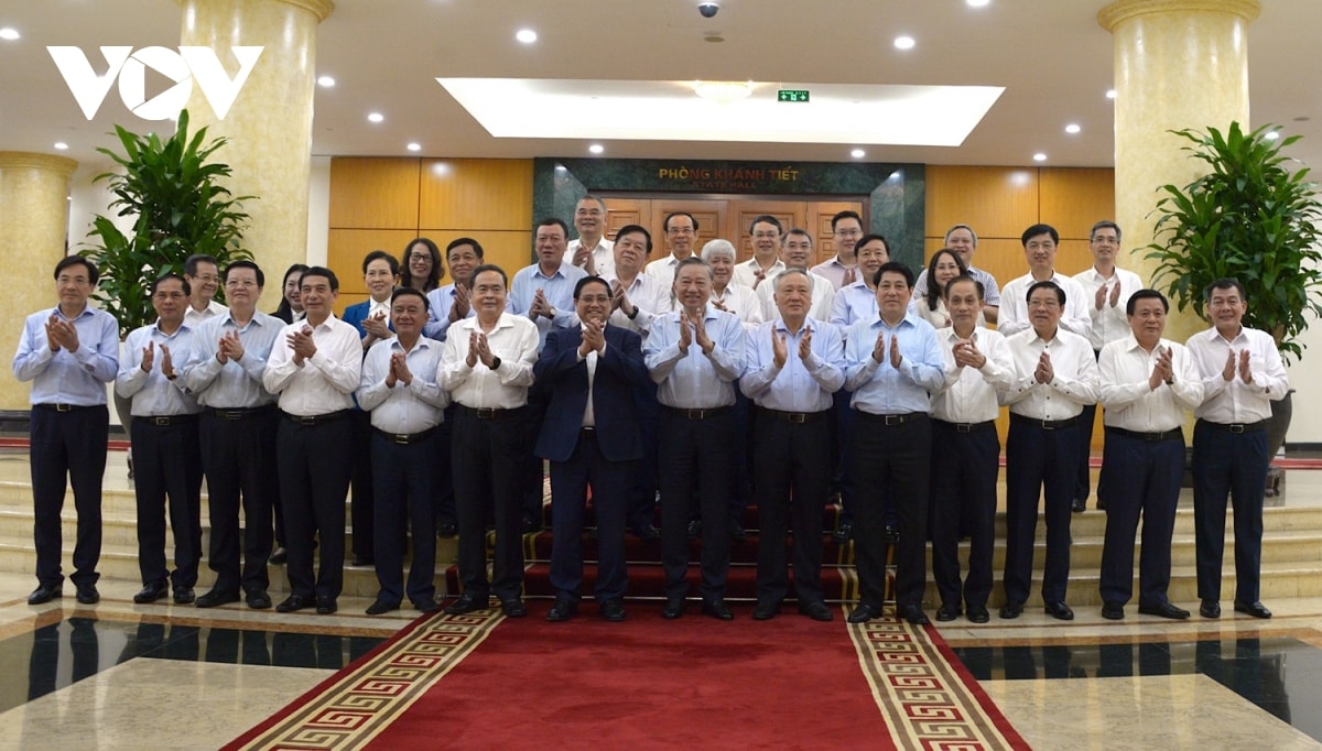 bo chinh tri lam viec voi ban thuong vu Dang uy chinh phu hinh anh 6