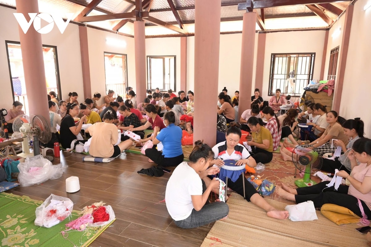 le tuong niem 1 nam sau tham hoa lu quet tai lang nu hinh anh 8