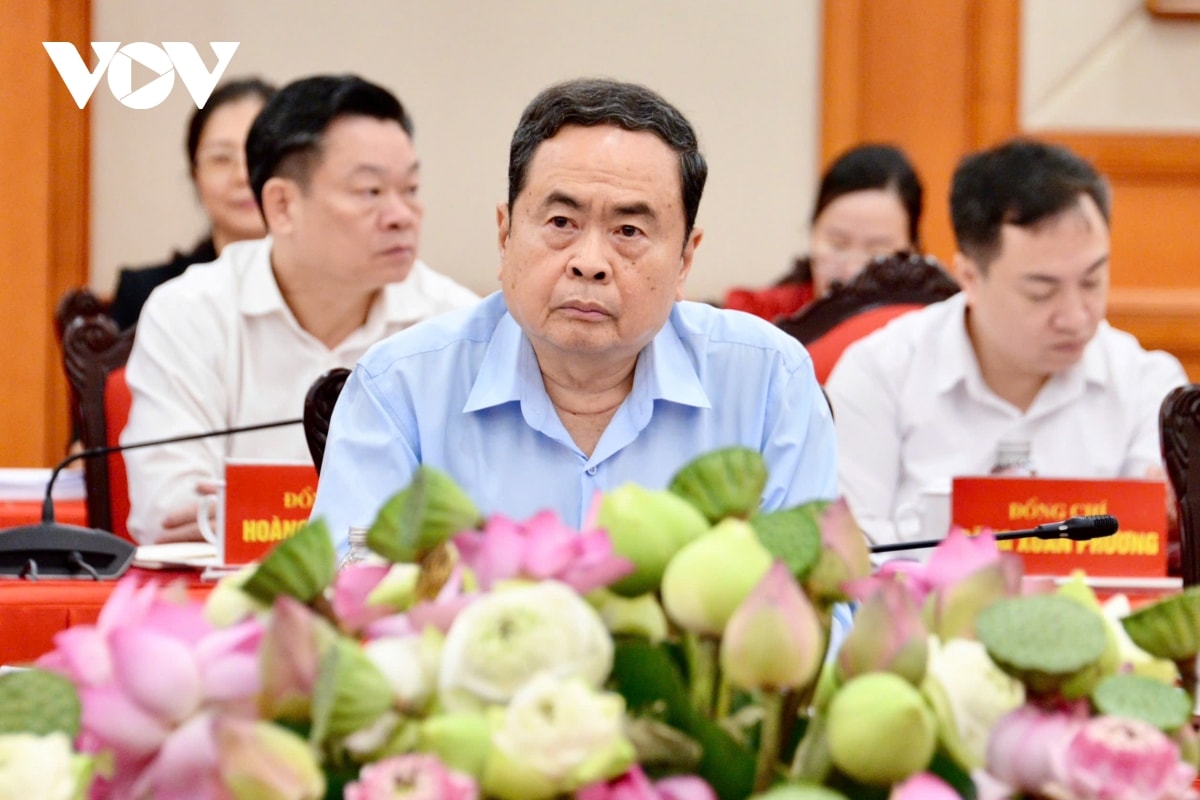 bo chinh tri cho y kien ve cong tac chuan bi Dai hoi Dang bo quoc hoi hinh anh 3