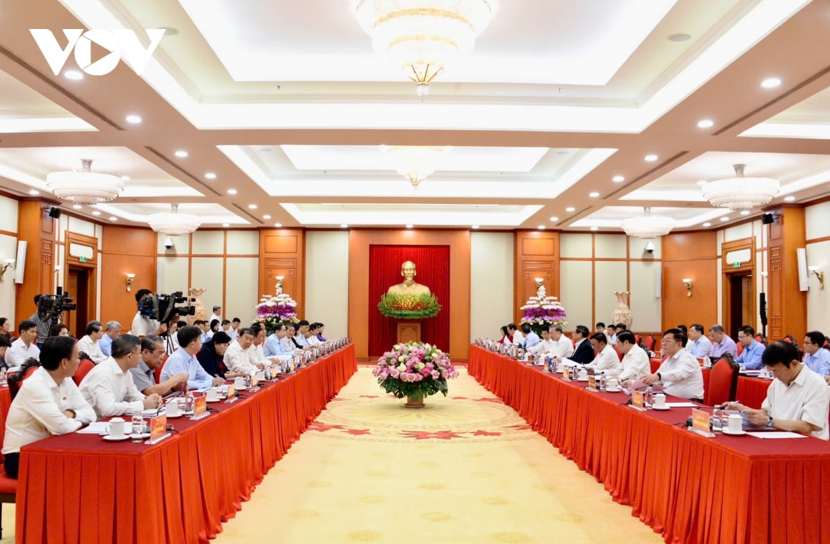 bo chinh tri cho y kien ve cong tac chuan bi Dai hoi Dang bo quoc hoi hinh anh 1