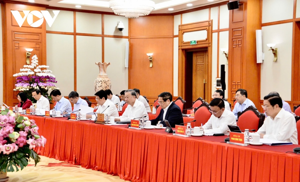 tong bi thu to lam lam viec voi ban thuong vu Dang uy quoc hoi hinh anh 5