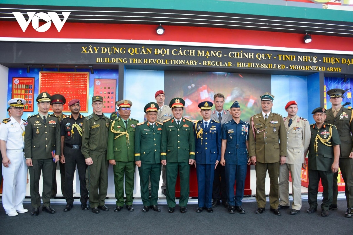 khách quốc tế ấn tượng với triển lãm thành tựu đất nước 80 năm hình ảnh 5 khach quoc te an tuong voi trien lam thanh tuu dat nuoc 80 nam hinh anh 5